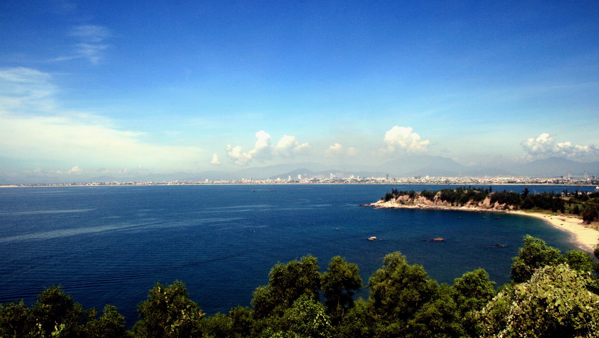 bien-tra-co-mong-cai-quang-ninh-2