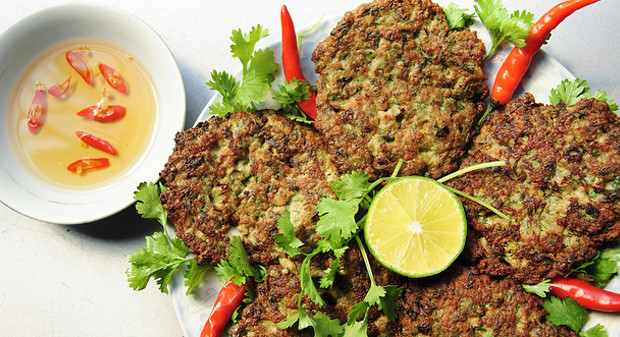 dac-san-mua-thu-ha-noi-cha-ruoi