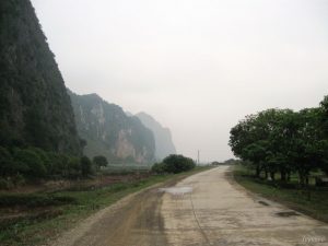 Đường đi du lịch chùa Hương