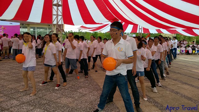 duong-len-dinh-olympia-apro-travel (10)