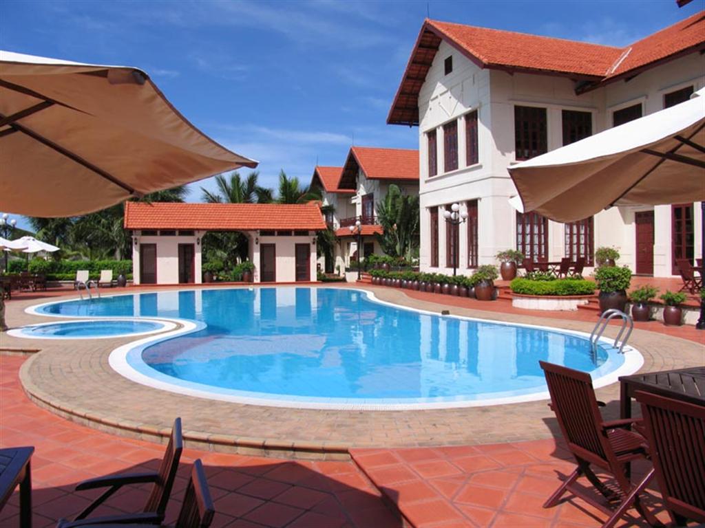 Khách sạn ở Tuần Châu