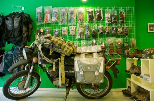 Đi Phượt bằng xe máy cần chuẩn bị những gì?