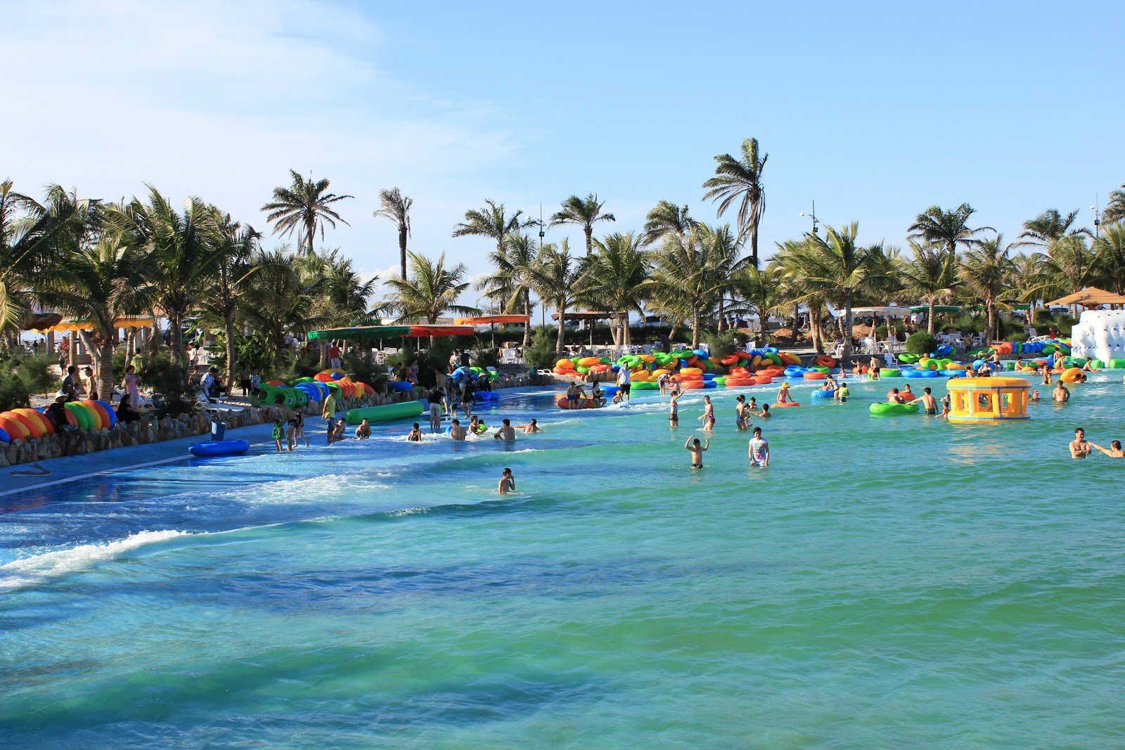 Đến Sầm Sơn chơi gì, ăn gì, đi bằng gì, ở đâu?