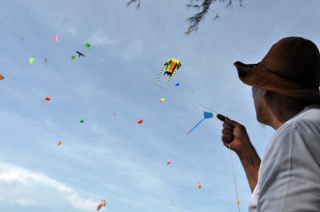 Liên hoan diều nghệ thuật Hà Nội 2016