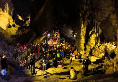 Kinh nghiệm đi du lịch chùa Hương chia sẻ bởi Apro