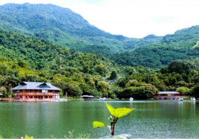 Khu du lịch Ao Vua có những gì?