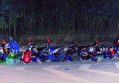 Hình ảnh ngày một xấu xí về “phượt thủ”