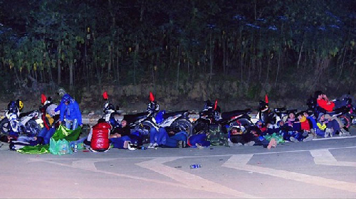 Hình ảnh ngày một xấu xí về “phượt thủ”