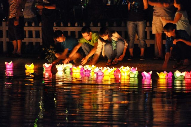 Hội An lần 2 tổ chức “Hội hoa đăng Hội An 2016”