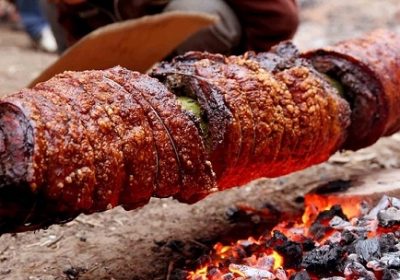 Đặc sản thịt quay đòn  làng cổ Đường Lâm